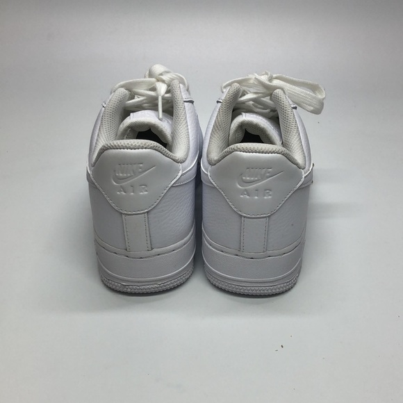 Women's Nike Air Force 1 07 SE Low Pearl White Metallic Silver DQ0231-100 - Picture 4 of 5
